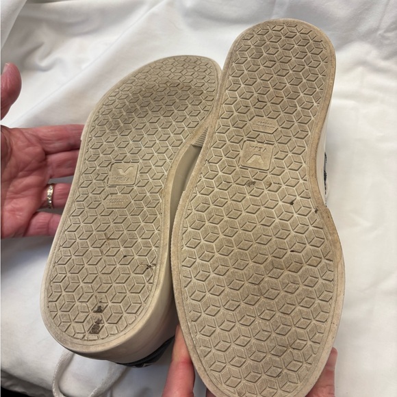 Veja White and Black Sneakers - Picture 5 of 5